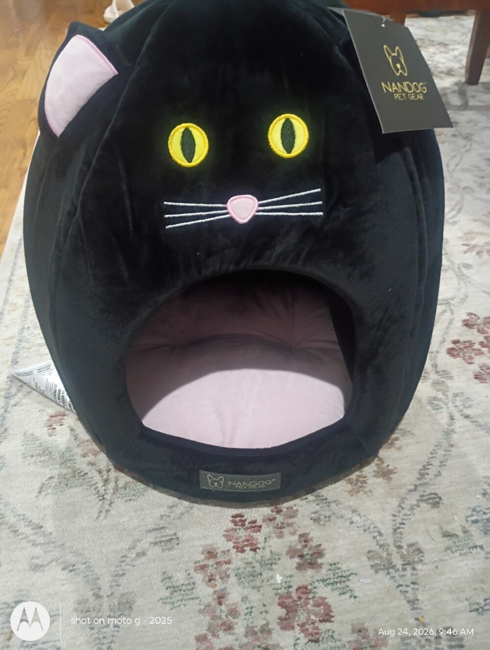 Black Cat Hut and Pet Bed - So cute!